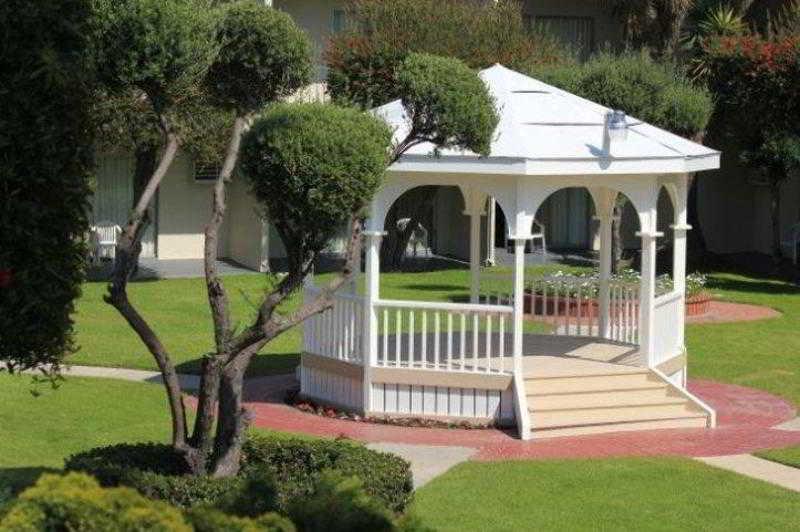 Best Western Golden Sails Hotel Long Beach Bagian luar foto