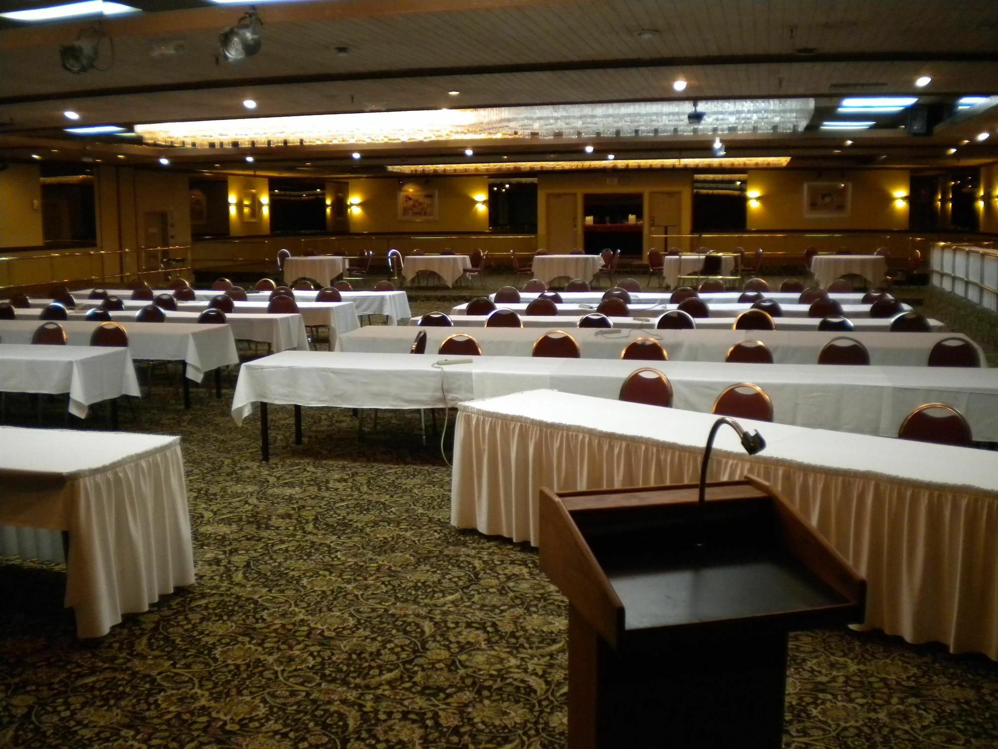 Best Western Golden Sails Hotel Long Beach Bagian luar foto